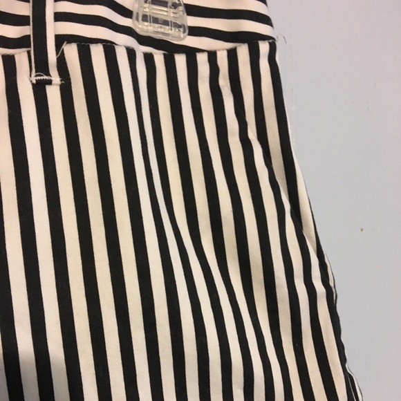 INC International Concepts striped shorts - Picture 4 of 8